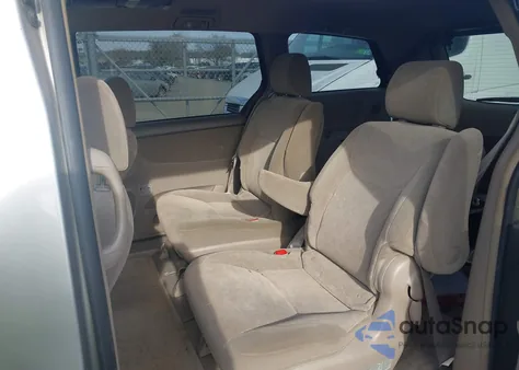 2005 Toyota Sienna Xle из США, поврежденный, VIN 5TDZA22C15S251377
